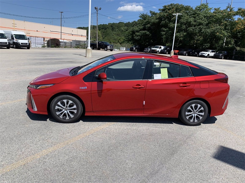 New 2020 Toyota Prius Prime XLE With Navigation